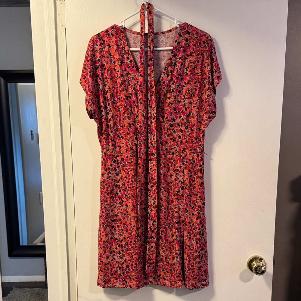 Nine West Red and Black Floral Belted Mini Dress size Large